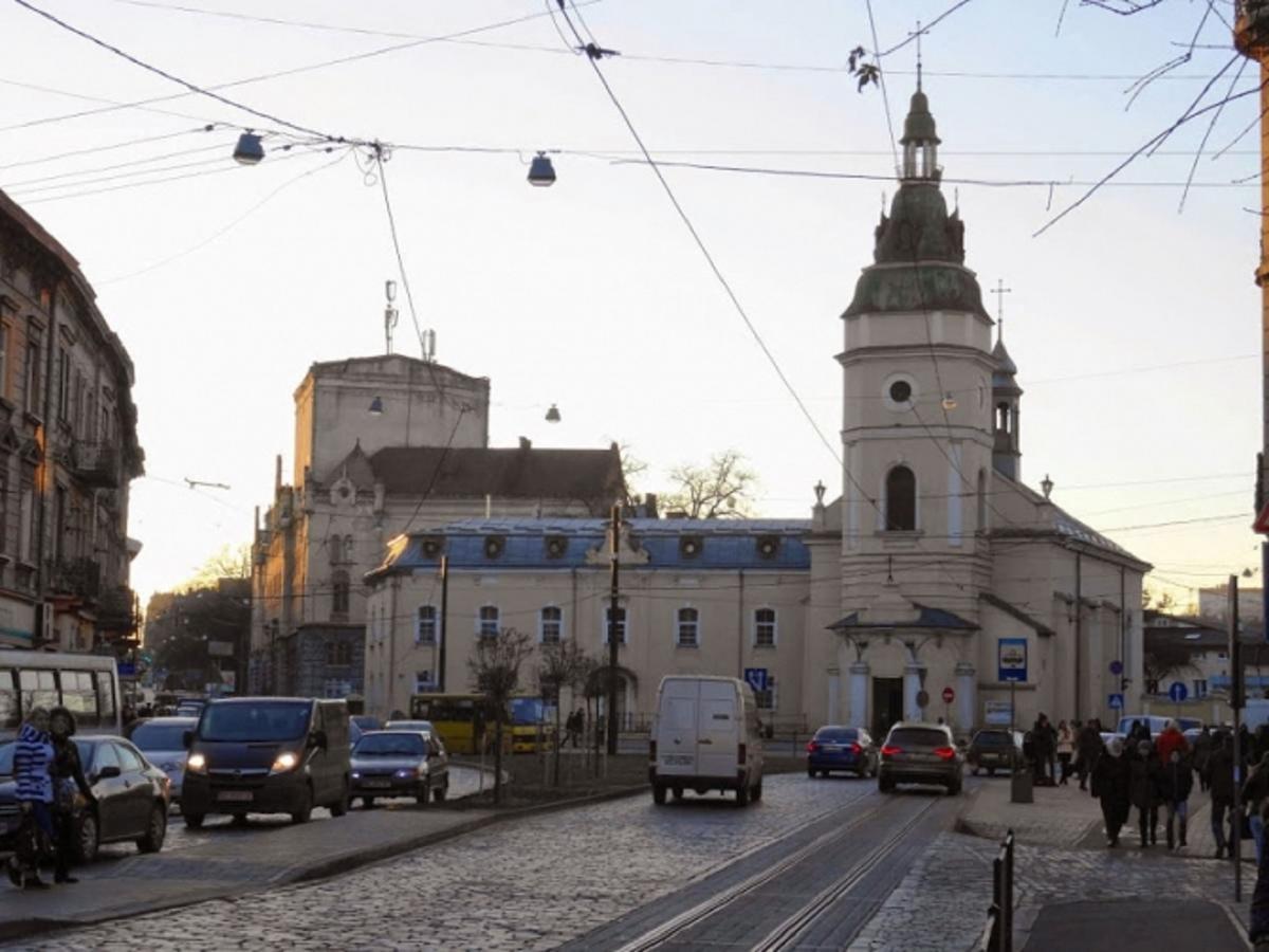 Квартира В Центрі На Вулиці Шевченка 12 Дуже Комфортна Недалеко Біля Вокзалу Lviv Bagian luar foto